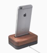 iPhone dock - imagine 2